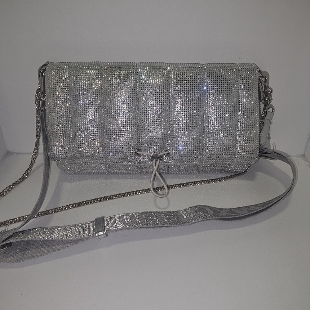 Steve madden sporty metallic purse